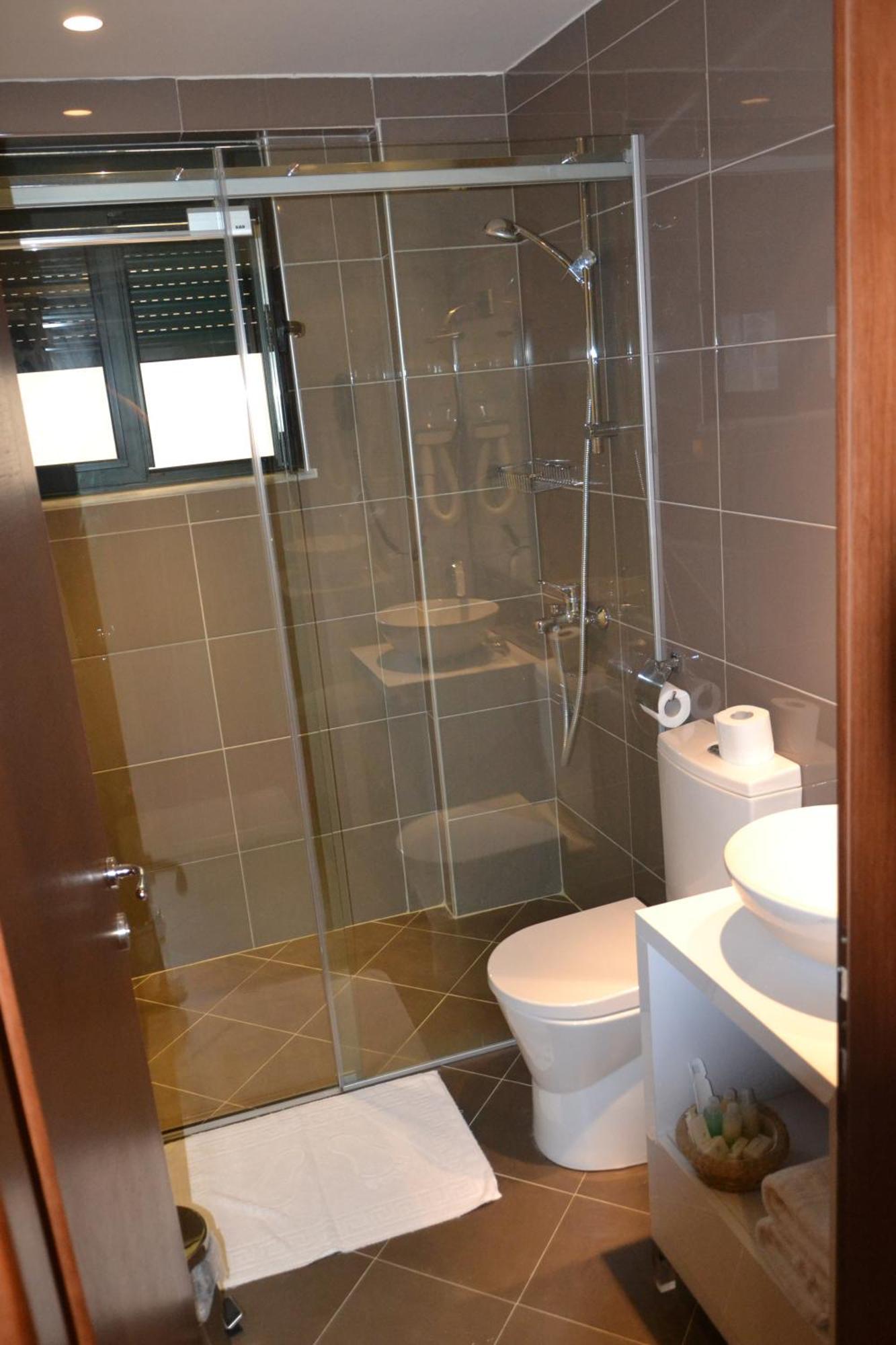 Arber Hotel Tirana Zewnętrze zdjęcie