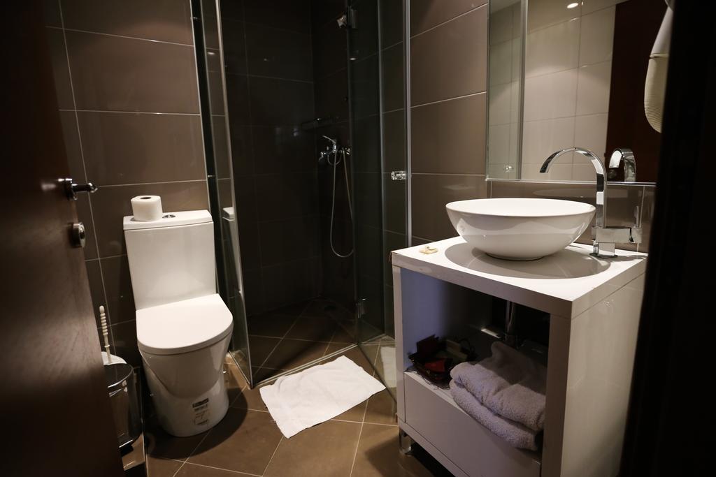 Arber Hotel Tirana Zewnętrze zdjęcie