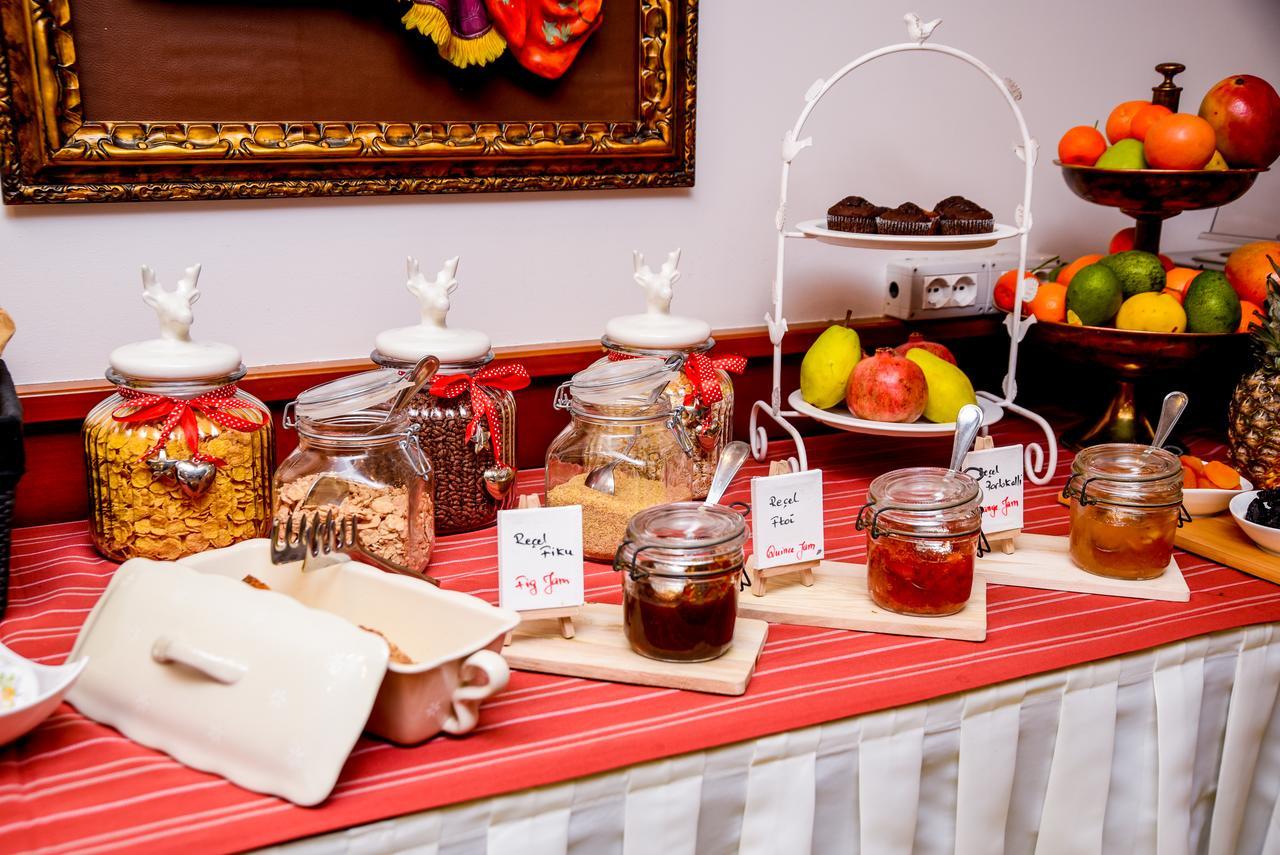 Arber Hotel Tirana Zewnętrze zdjęcie